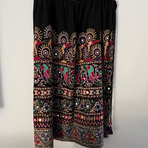 Skirt Hand-Embroidered Drawstring Matte - Picture 3 of 15